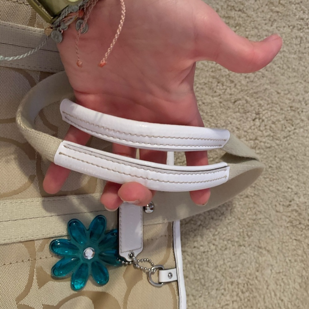 Coach Purse - Picture 6 of 7
